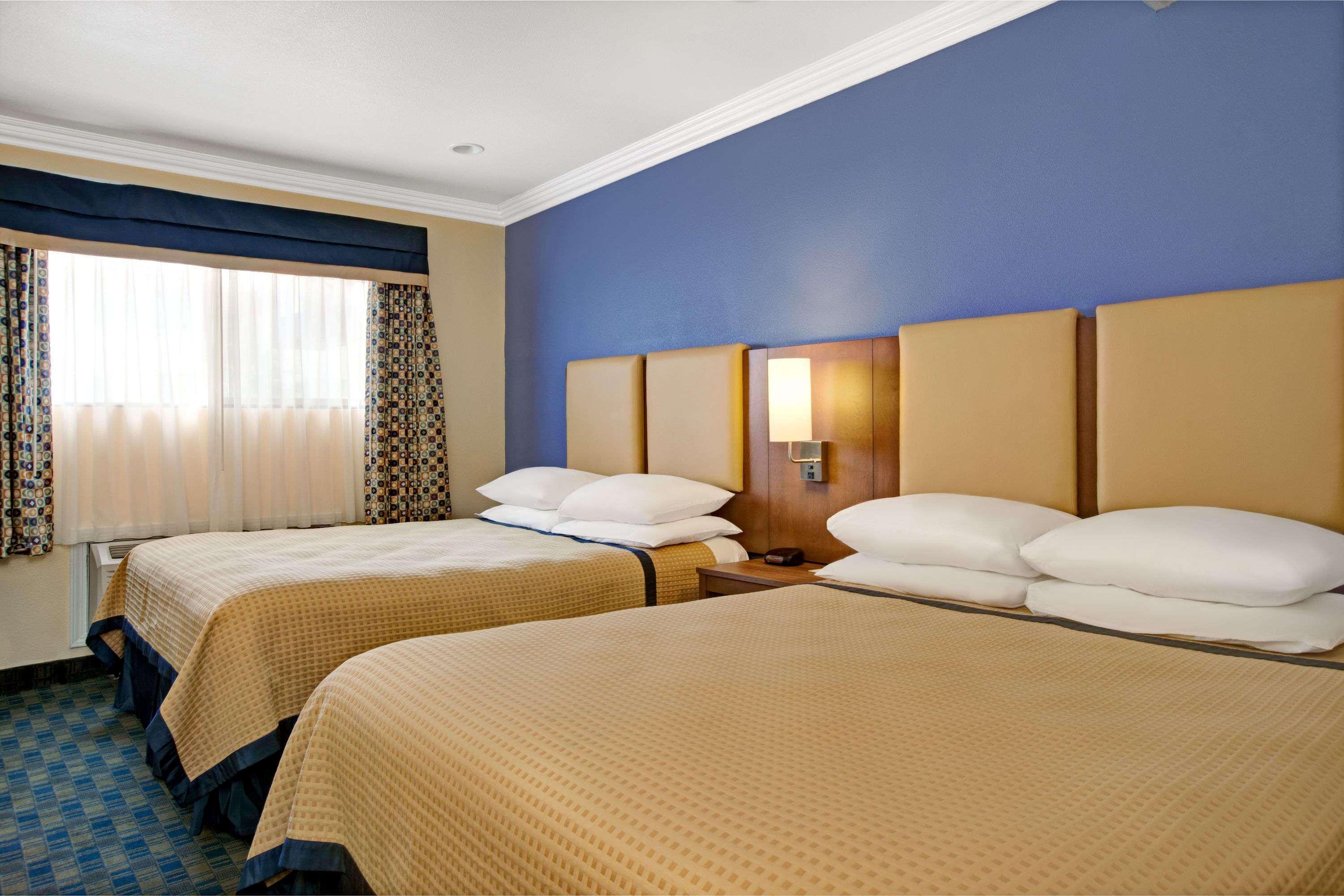 Days Inn San Francisco - Lombard Екстериор снимка