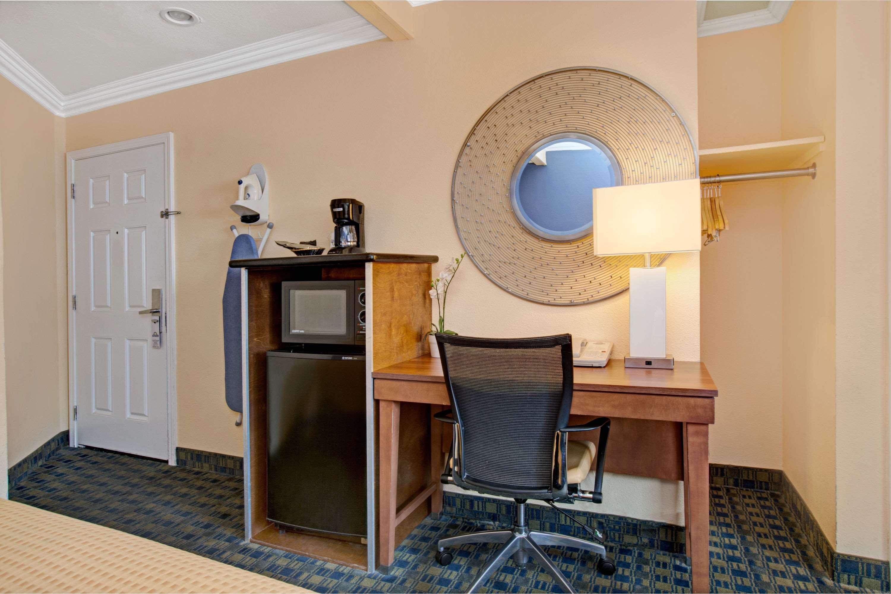 Days Inn San Francisco - Lombard Екстериор снимка