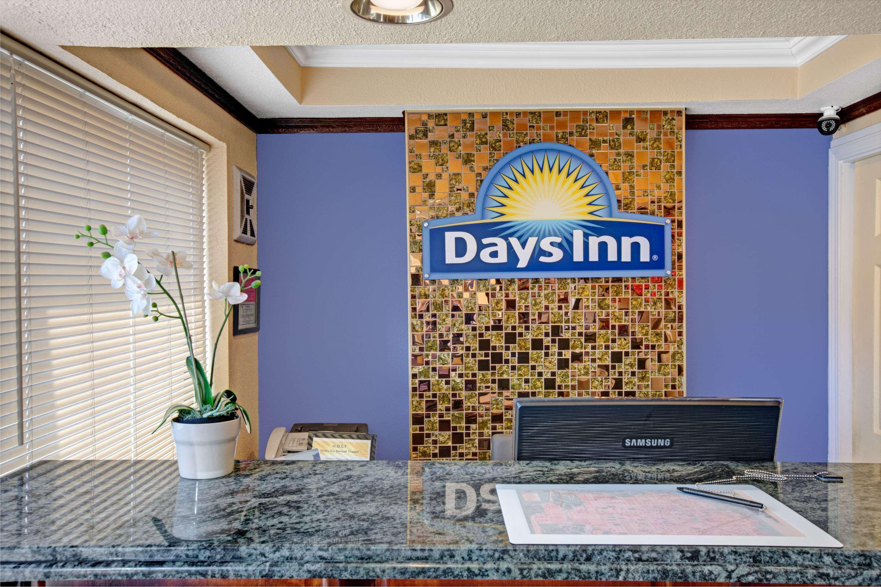 Days Inn San Francisco - Lombard Екстериор снимка