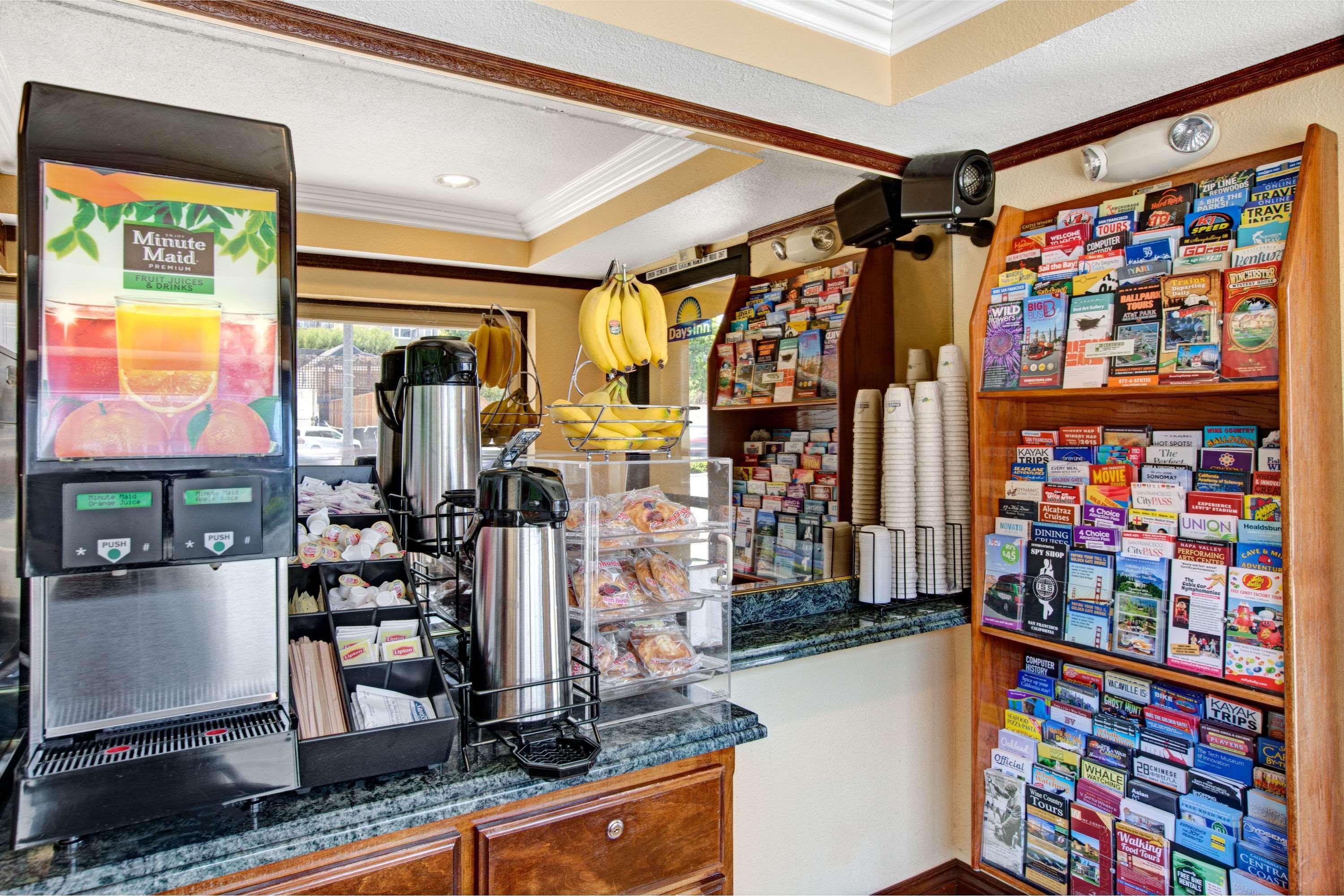Days Inn San Francisco - Lombard Екстериор снимка